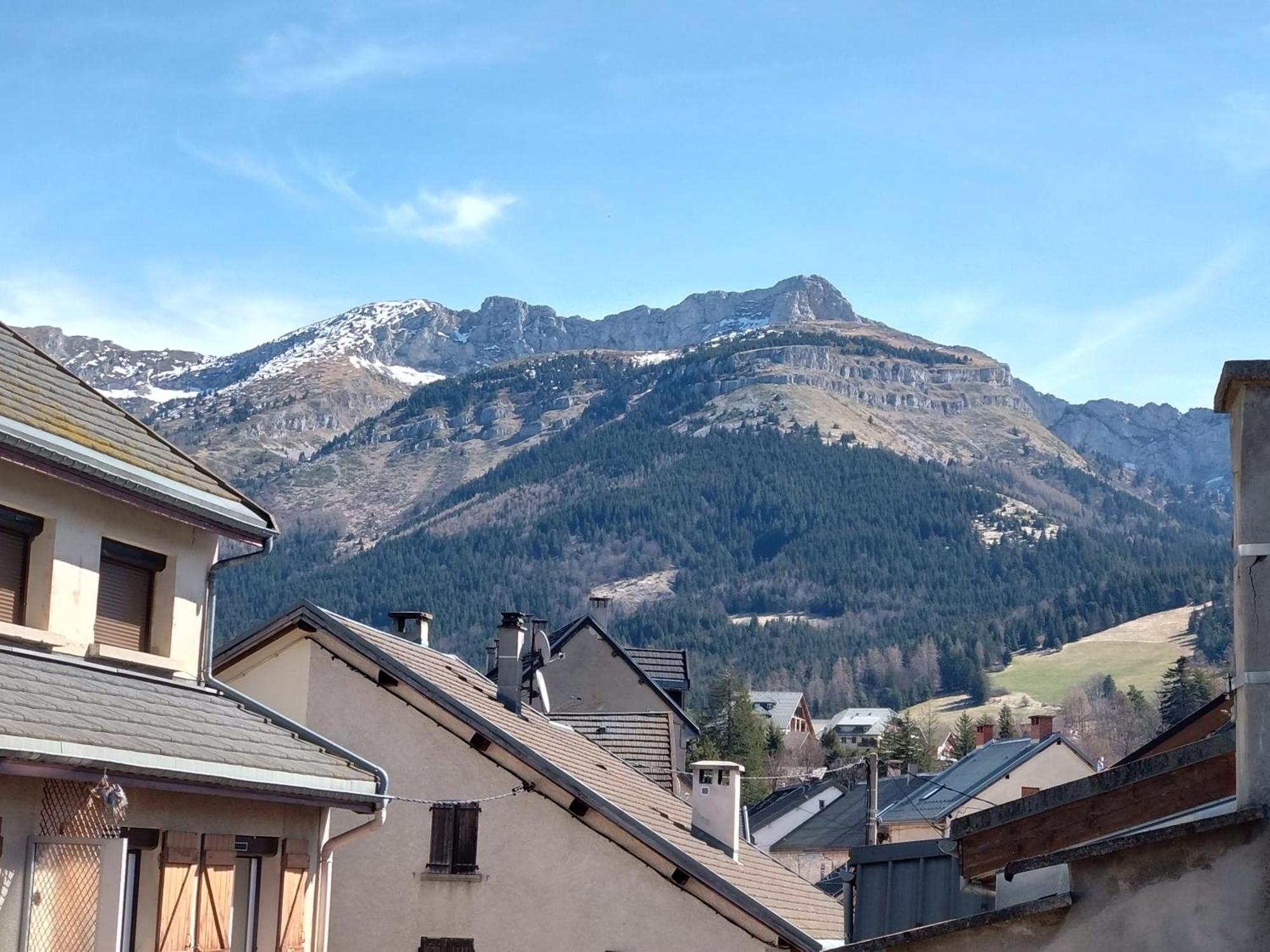 Grande Maison De Ville Renovee,Au Coeur Du Village Villard-de-Lans Eksteriør billede